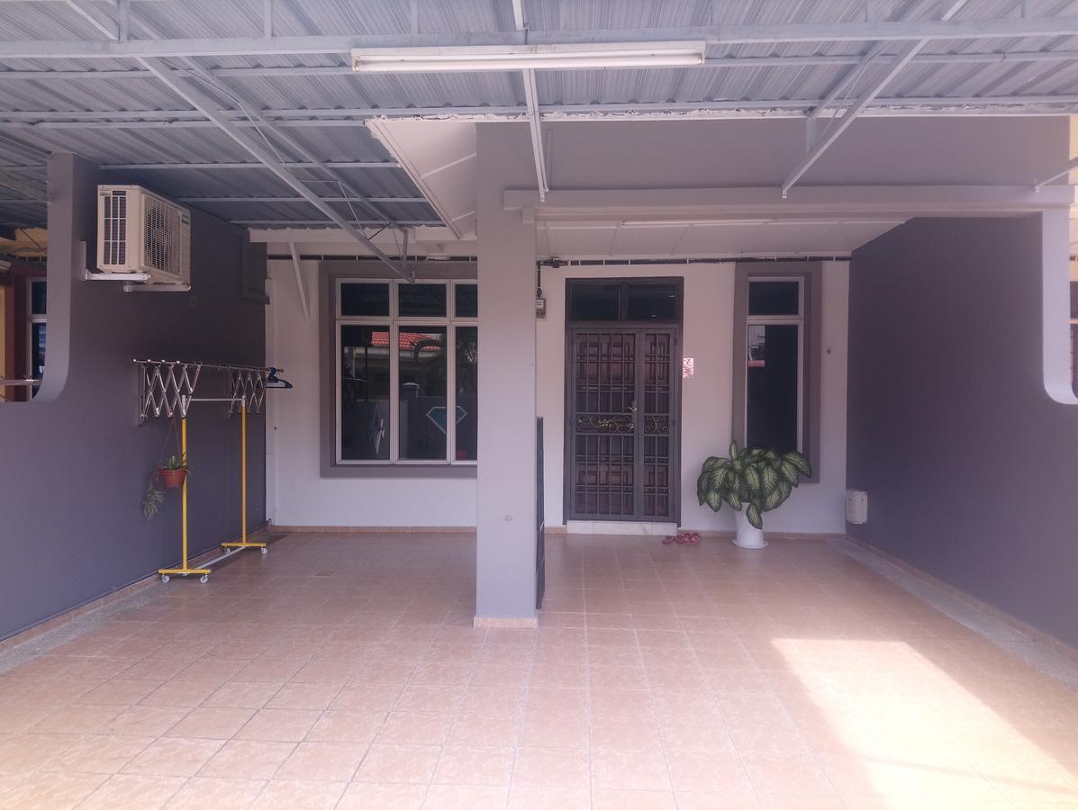 Jb Homestay Bukit Indah Wifi Ciq Mall Legoland Free Parking Johor Bahru Exteriör bild