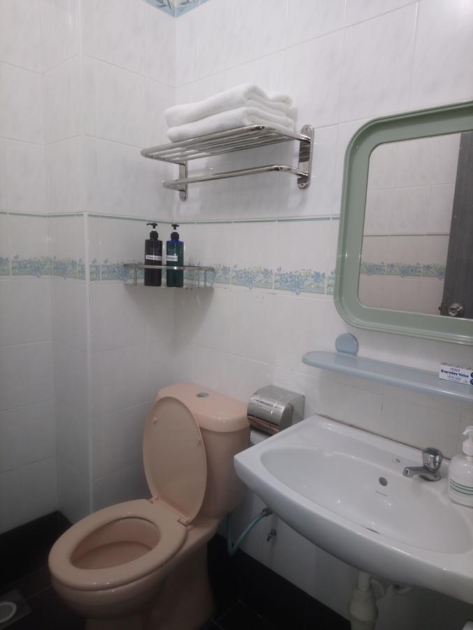 Jb Homestay Bukit Indah Wifi Ciq Mall Legoland Free Parking Johor Bahru Exteriör bild