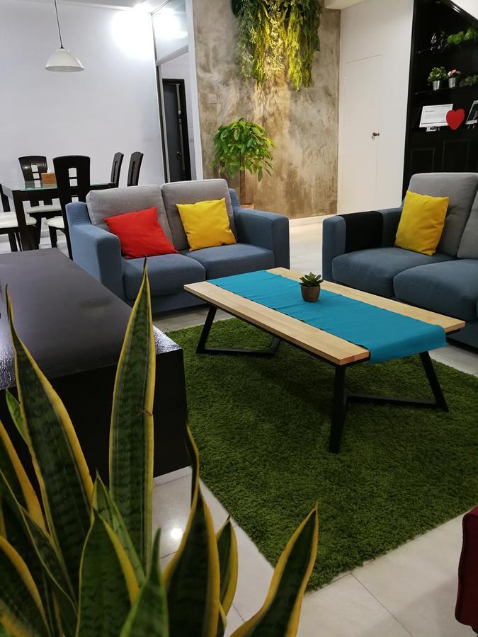 Jb Homestay Bukit Indah Wifi Ciq Mall Legoland Free Parking Johor Bahru Exteriör bild