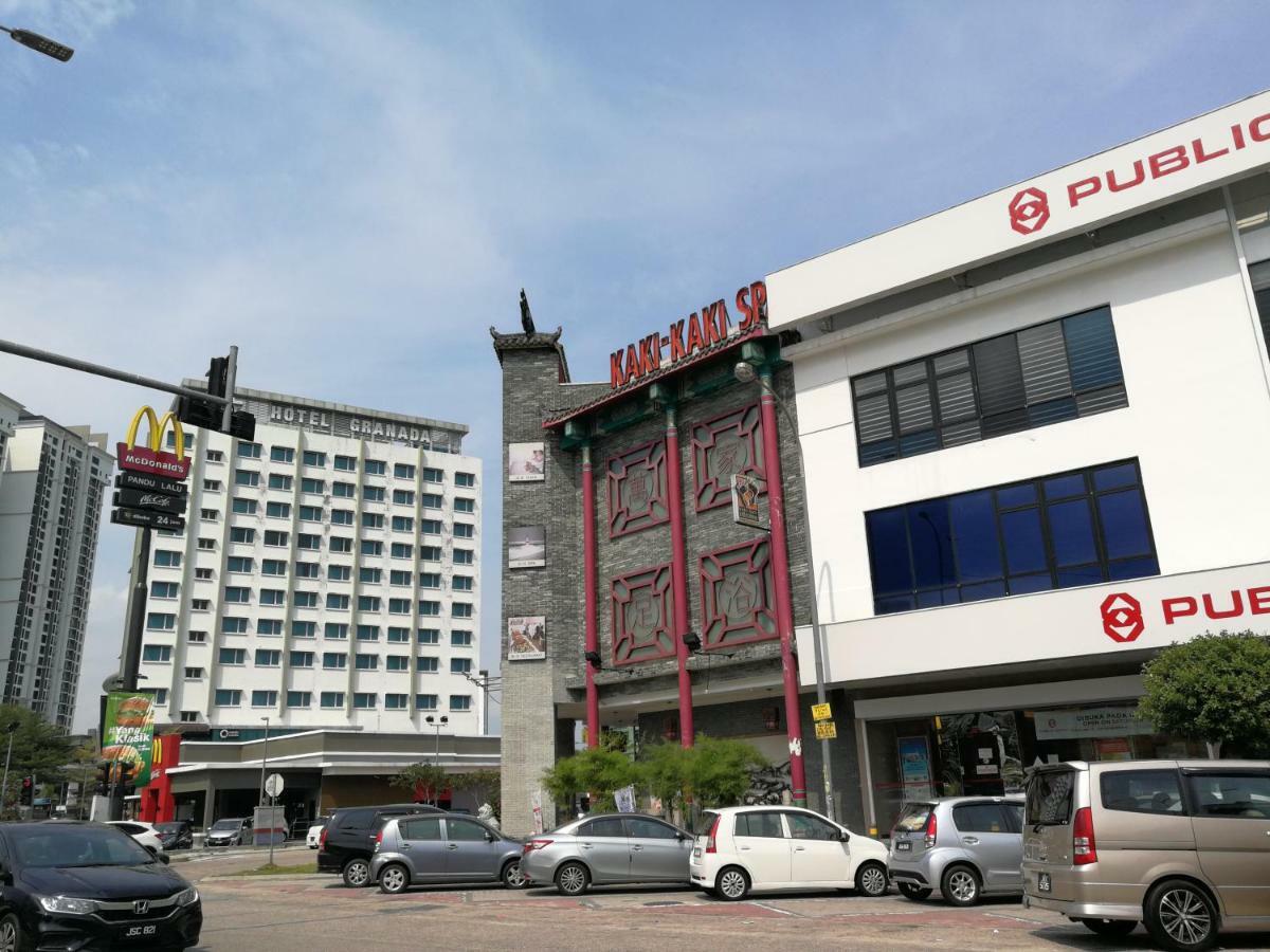Jb Homestay Bukit Indah Wifi Ciq Mall Legoland Free Parking Johor Bahru Exteriör bild